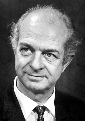 Linus Pauling 1901-1994